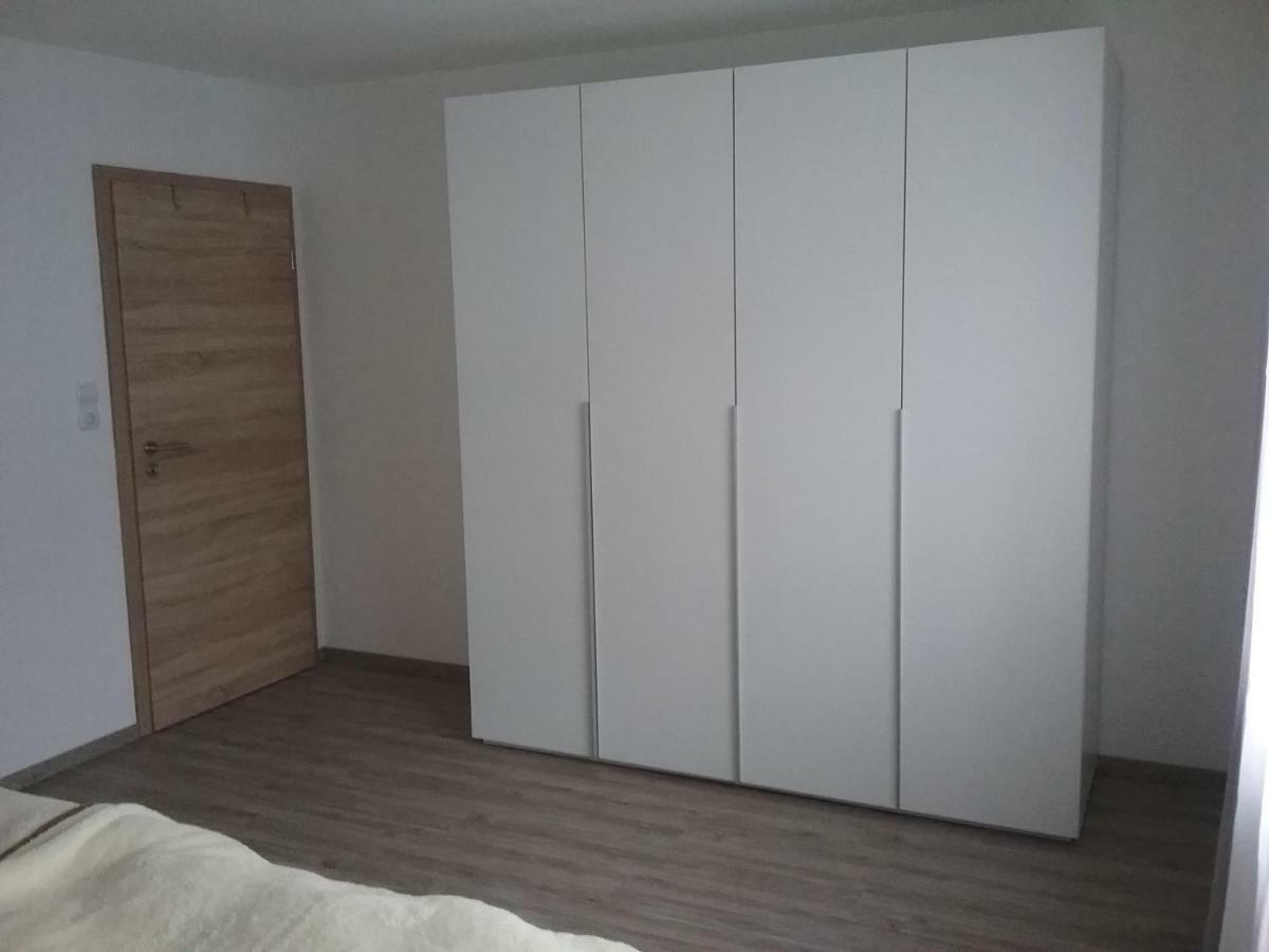Ferienwohnung S-Bahn Naehe Schwaikheim Экстерьер фото